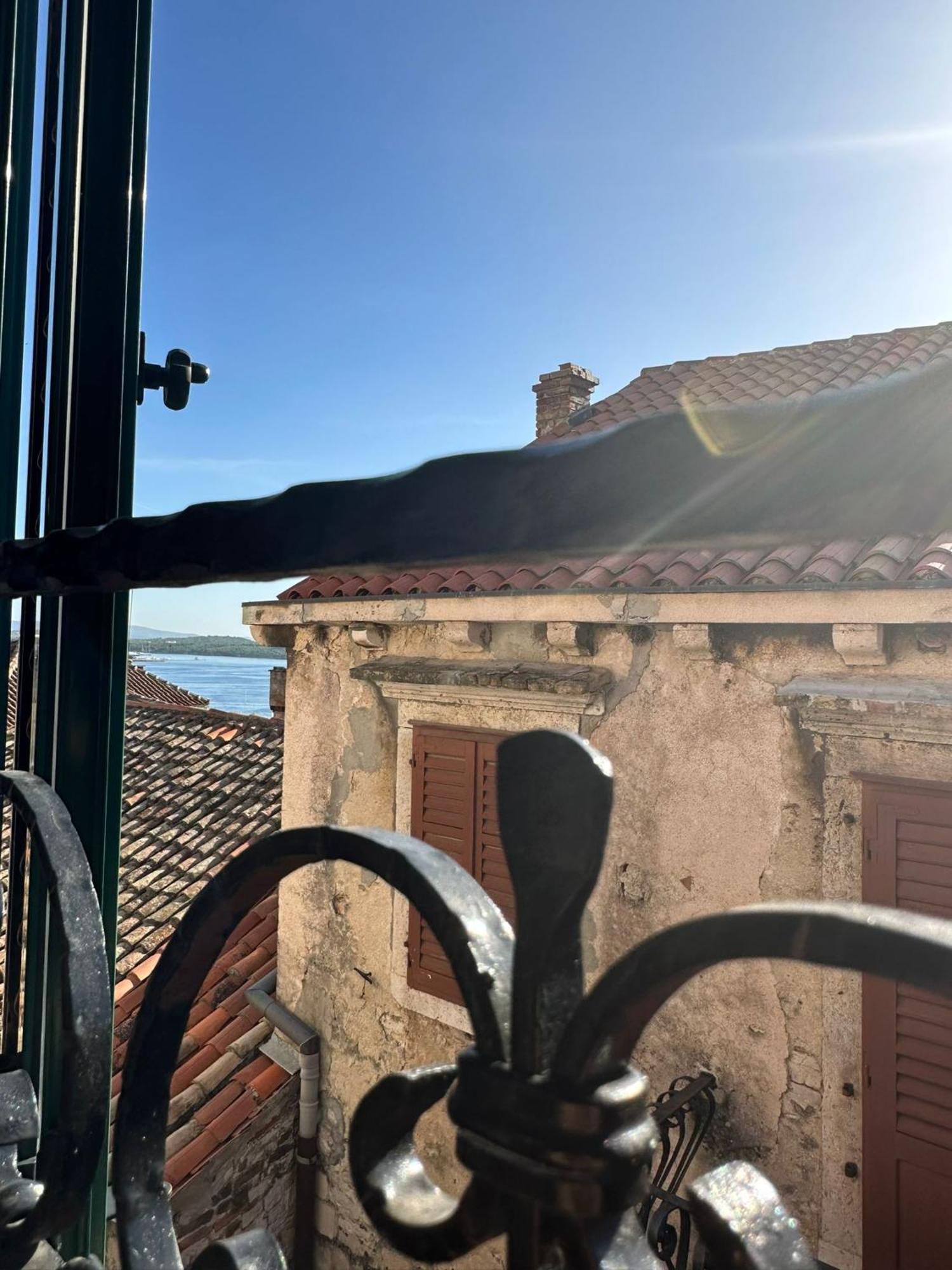 Old Stone House St Lawrence In The Heart Of Sibenik'S Old Town Apartment Exterior photo