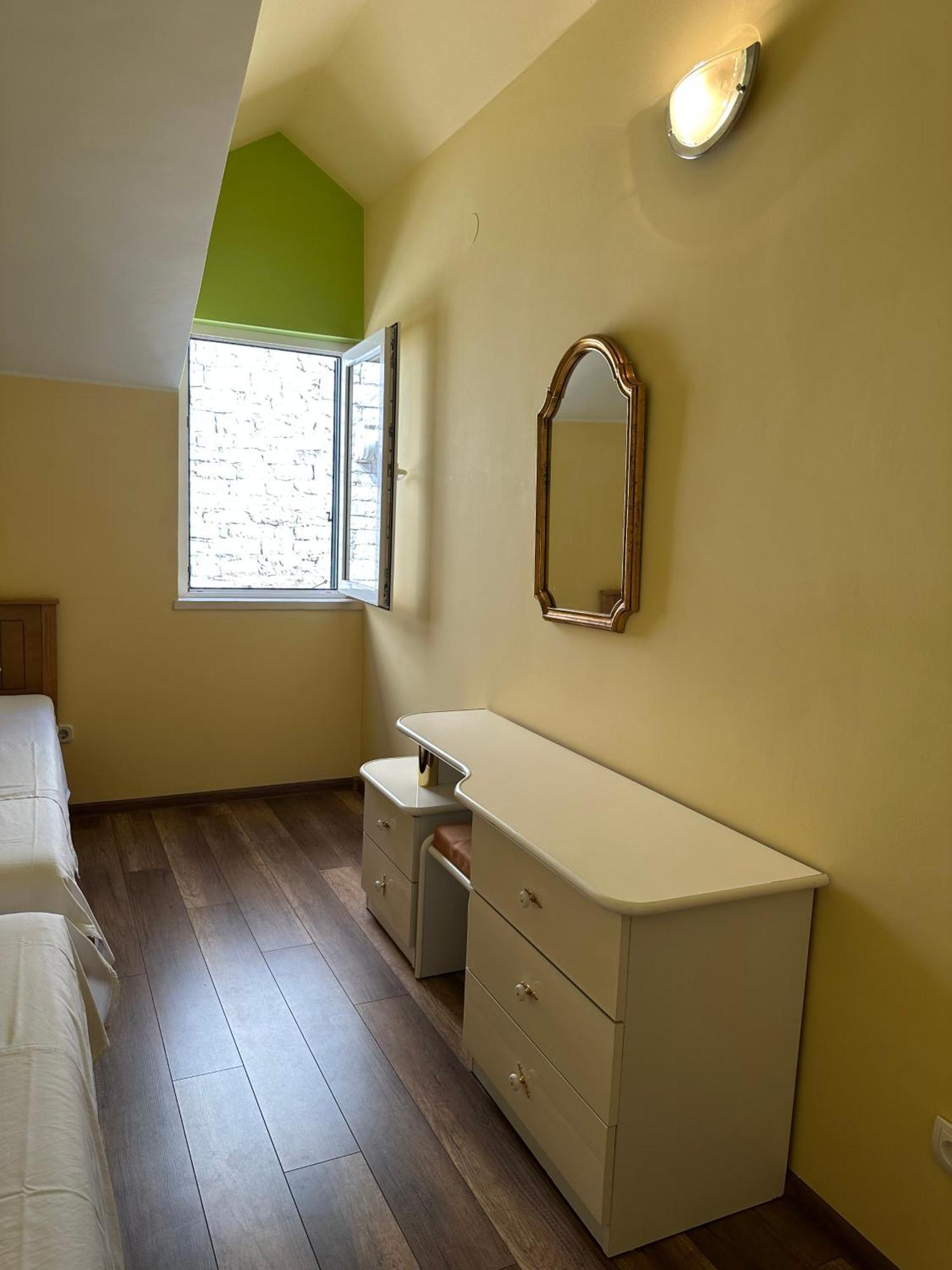 Old Stone House St Lawrence In The Heart Of Sibenik'S Old Town Apartment Exterior photo