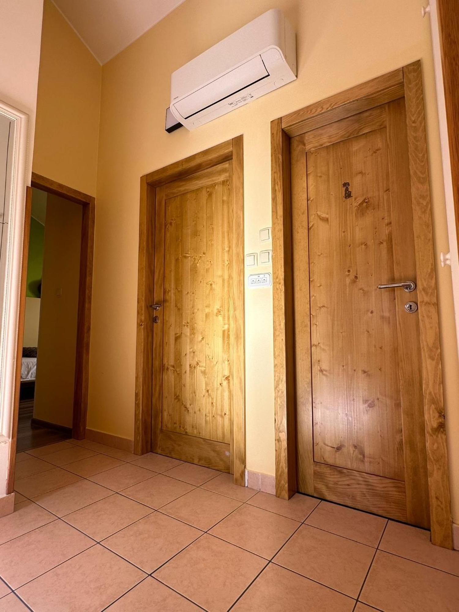 Old Stone House St Lawrence In The Heart Of Sibenik'S Old Town Apartment Exterior photo